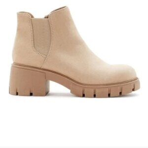 MADDEN NYC Chelsea Beige Suede Side Zip Lug Heel Sz 10